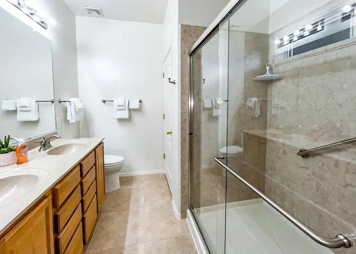 North Oro Valley Abode *